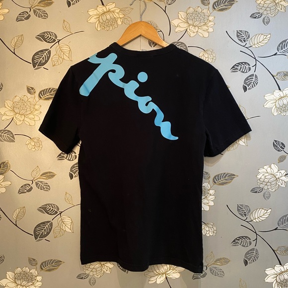 Champion Tee - Picture 4 of 6